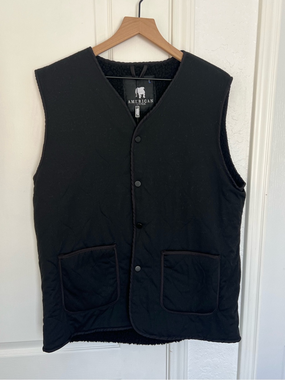 American Stitch Men’s Sherpa-Lined Quilted Vest